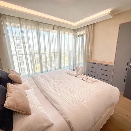 Eurovea Tower 27th Floor, Luxury Bed Vispring Baronet Superb 브라티슬라바
